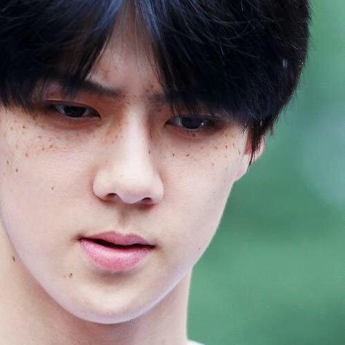 A moment captured by Sehun (EXO)'s fan