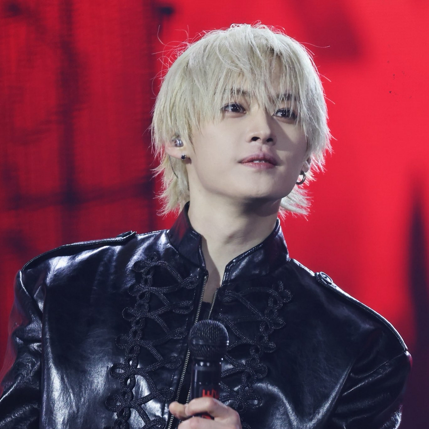 A moment captured by Lee Know (Stray Kids)'s fan