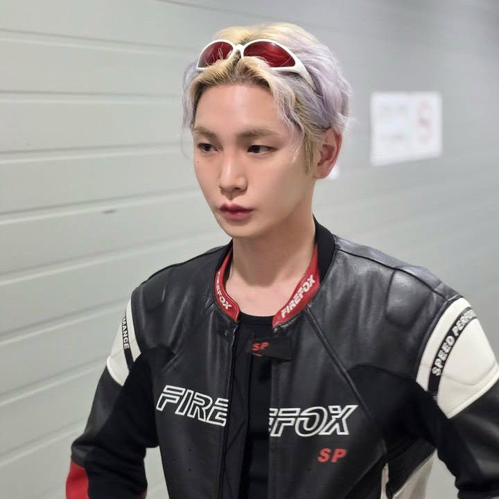 A moment captured by Key (SHINee)'s fan