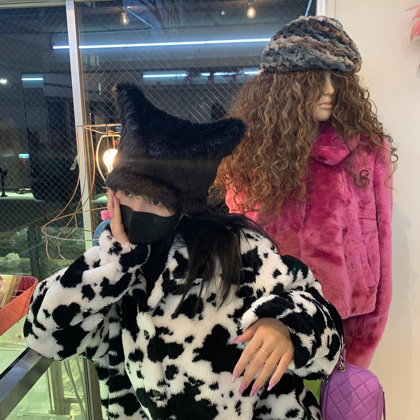 Recent activity shot of Momo (TWICE)