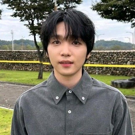 Latest photo of Jeong Sewoon