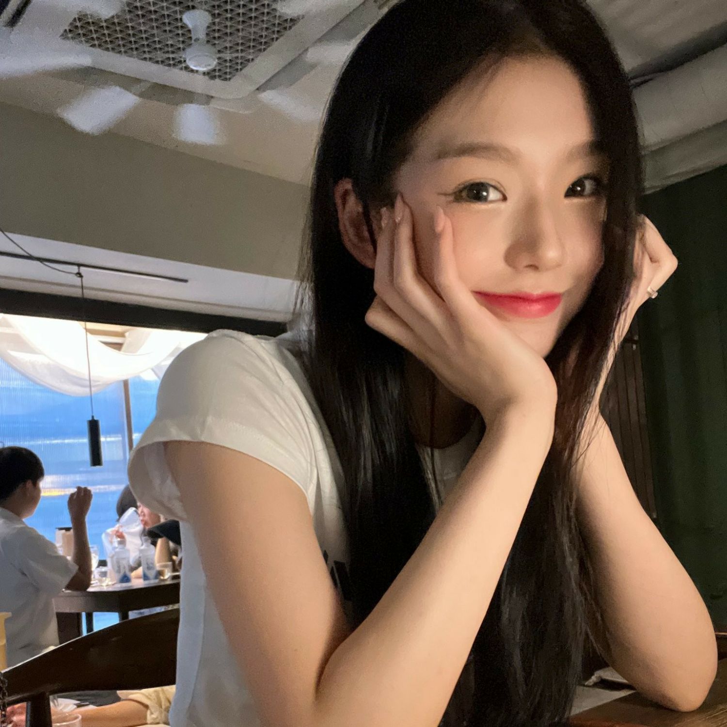 Foto terbaru SECRET NUMBER