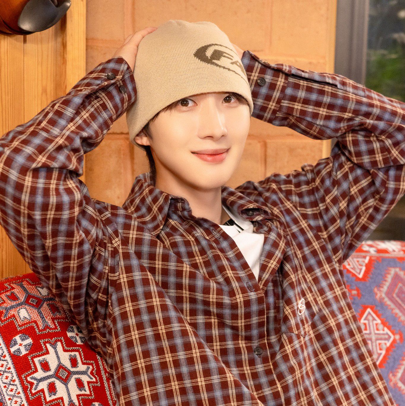 Recent activity shot of Hui (PENTAGON)