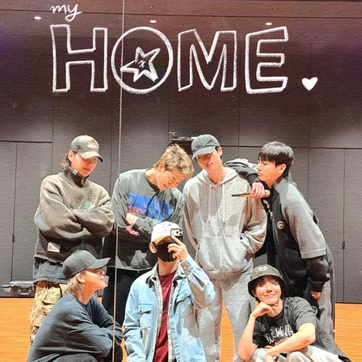 Momen yang diabadikan oleh penggemar RM (BTS)