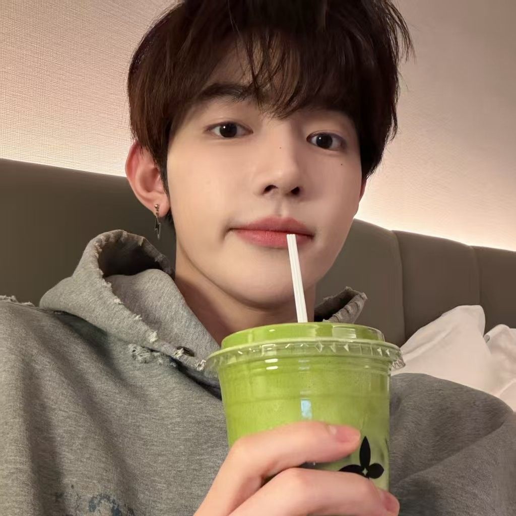 장하오 (제로베이스원) 최근 활동샷