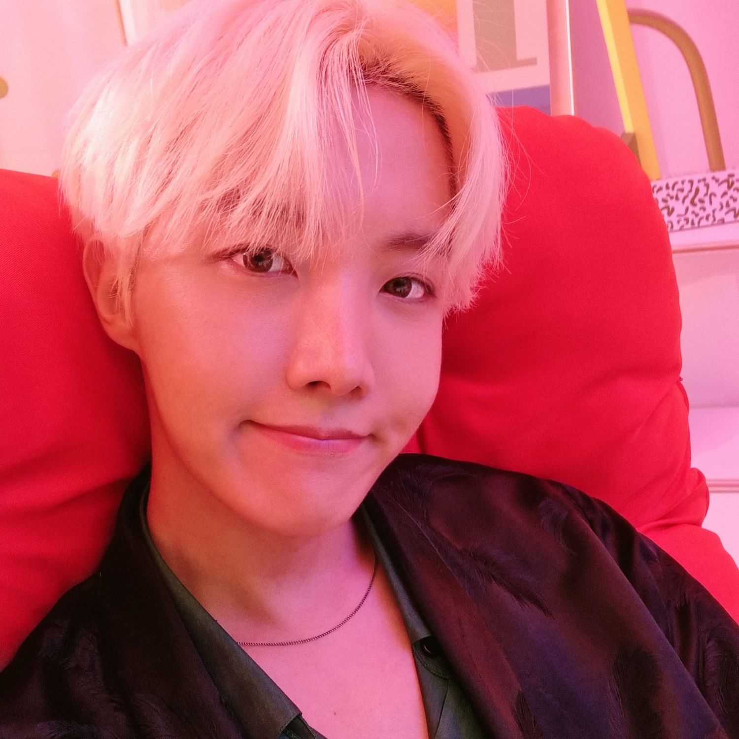 제이홉 (방탄소년단)의 최신 사진