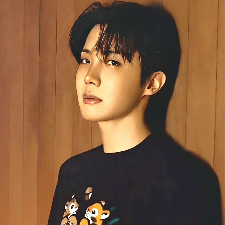 Latest photo of j-hope (BTS)