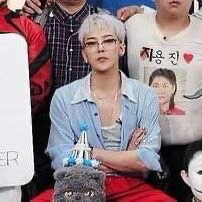 Recent activity shot of G-DRAGON (BIGBANG)