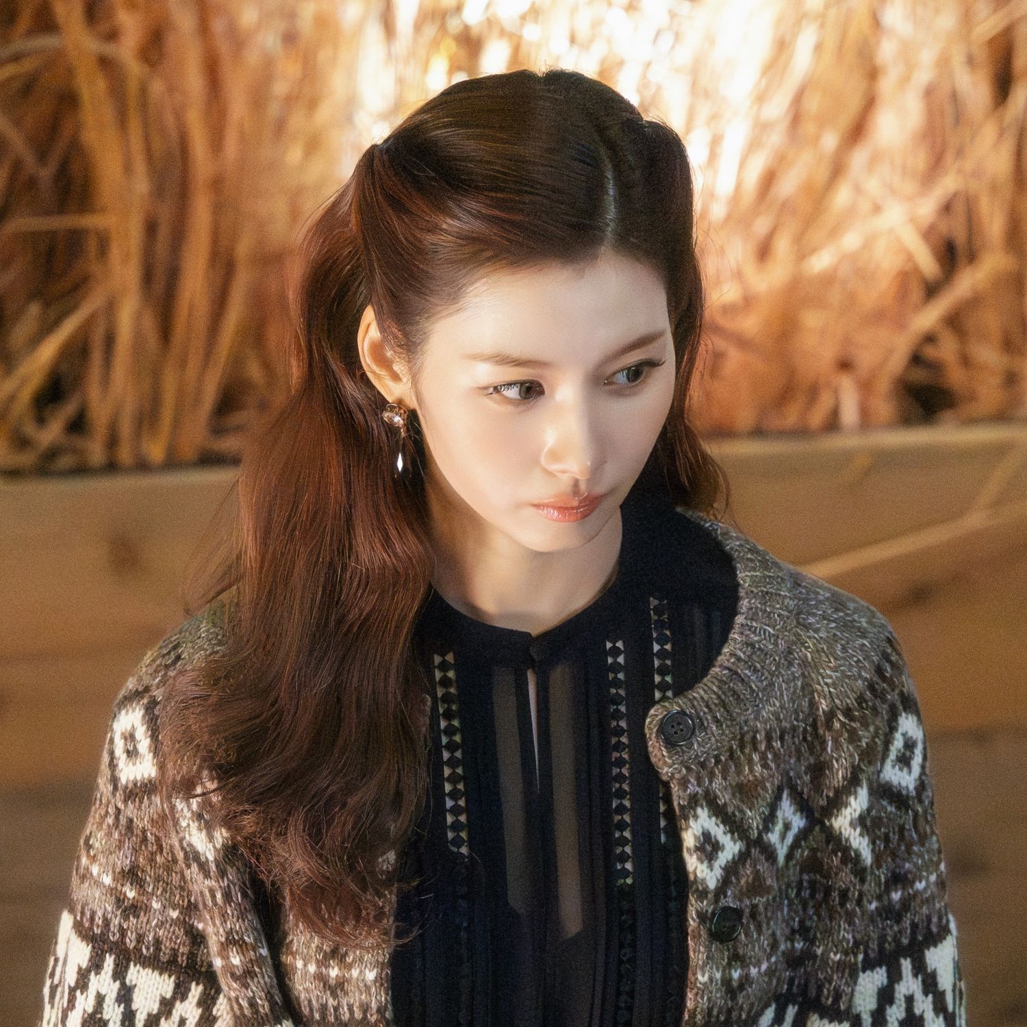 사나 (TWICE)의 최신 사진