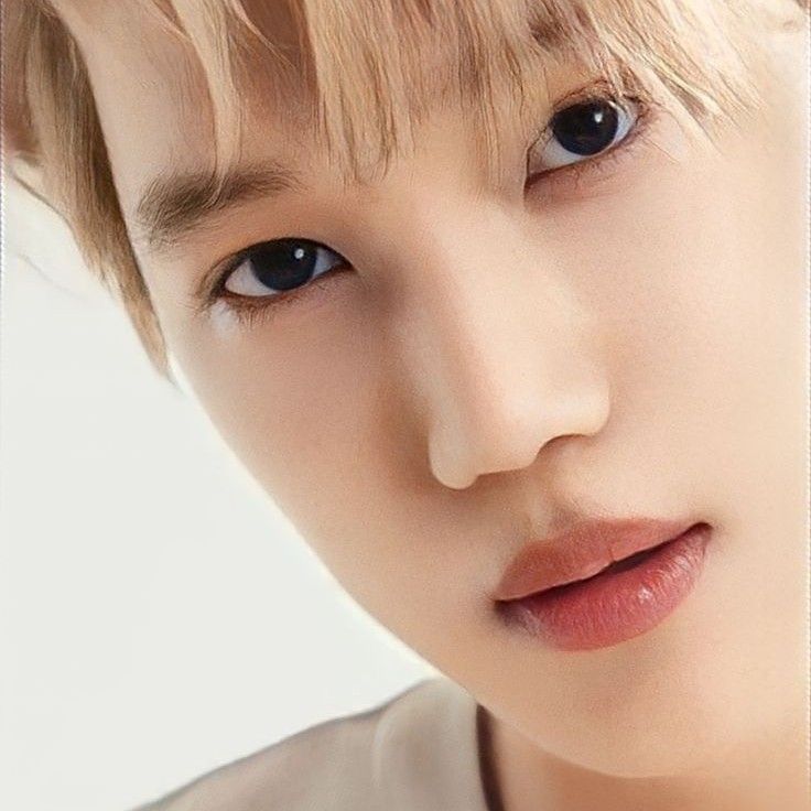 Behind-the-scenes cut of Kai (EXO)