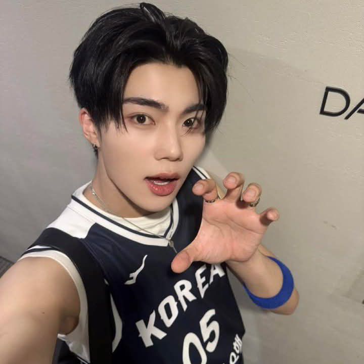 Latest photo of Park Gunwook (ZEROBASEONE)