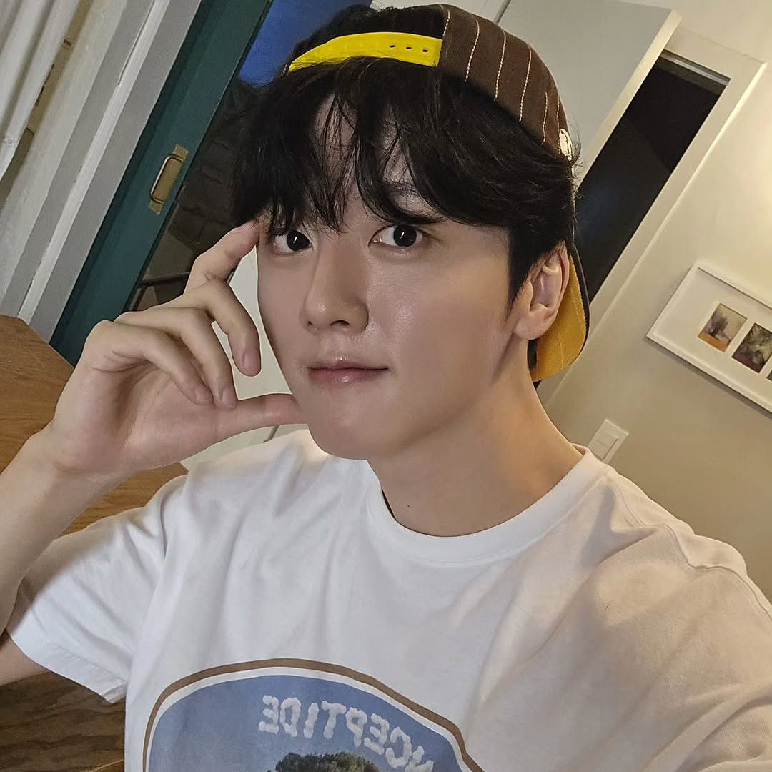 Behind-the-scenes cut of Youngbin (SF9)