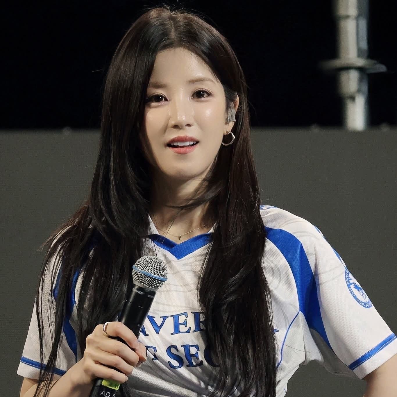 朴初珑 (Apink)的幕后花絮