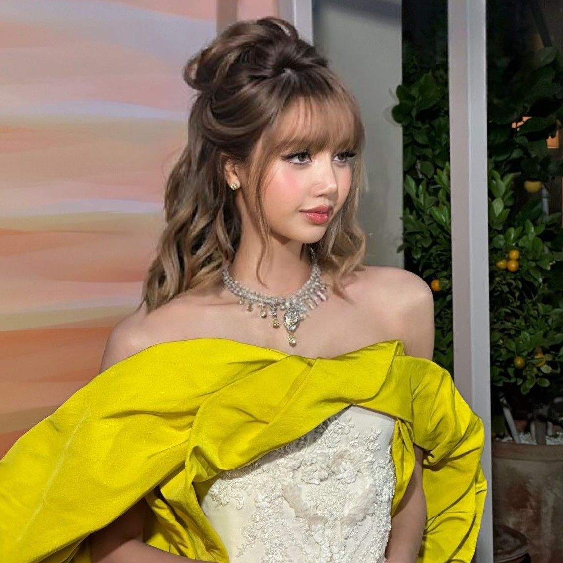 Behind-the-scenes cut of Lisa (BLACKPINK)