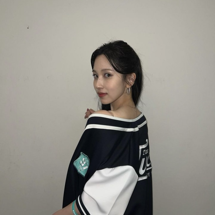 Mina (TWICE)的幕後花絮