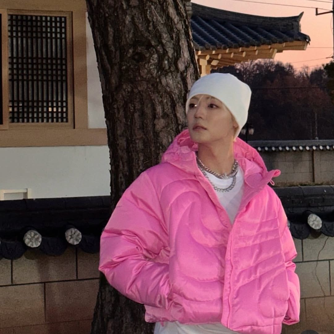 A moment captured by Chan (A.C.E)'s fan