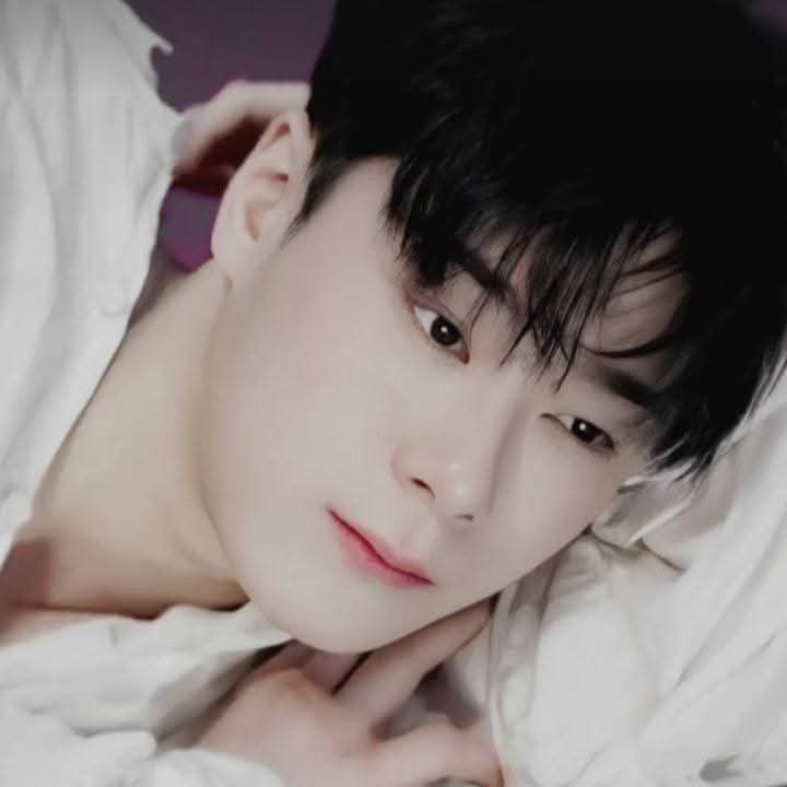 A moment captured by Moonbin (ASTRO)'s fan