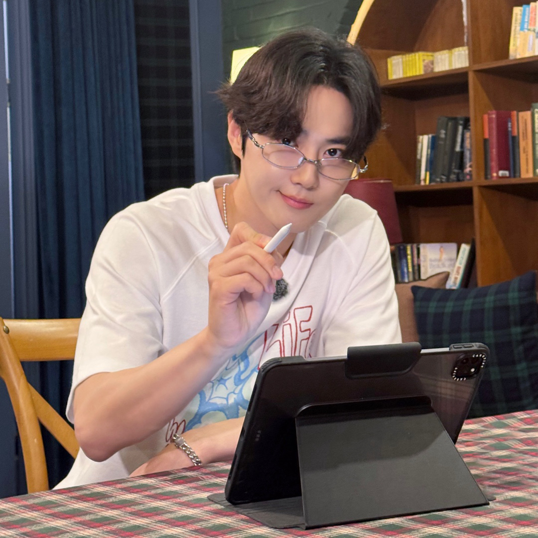 Recent activity shot of Suho (EXO)