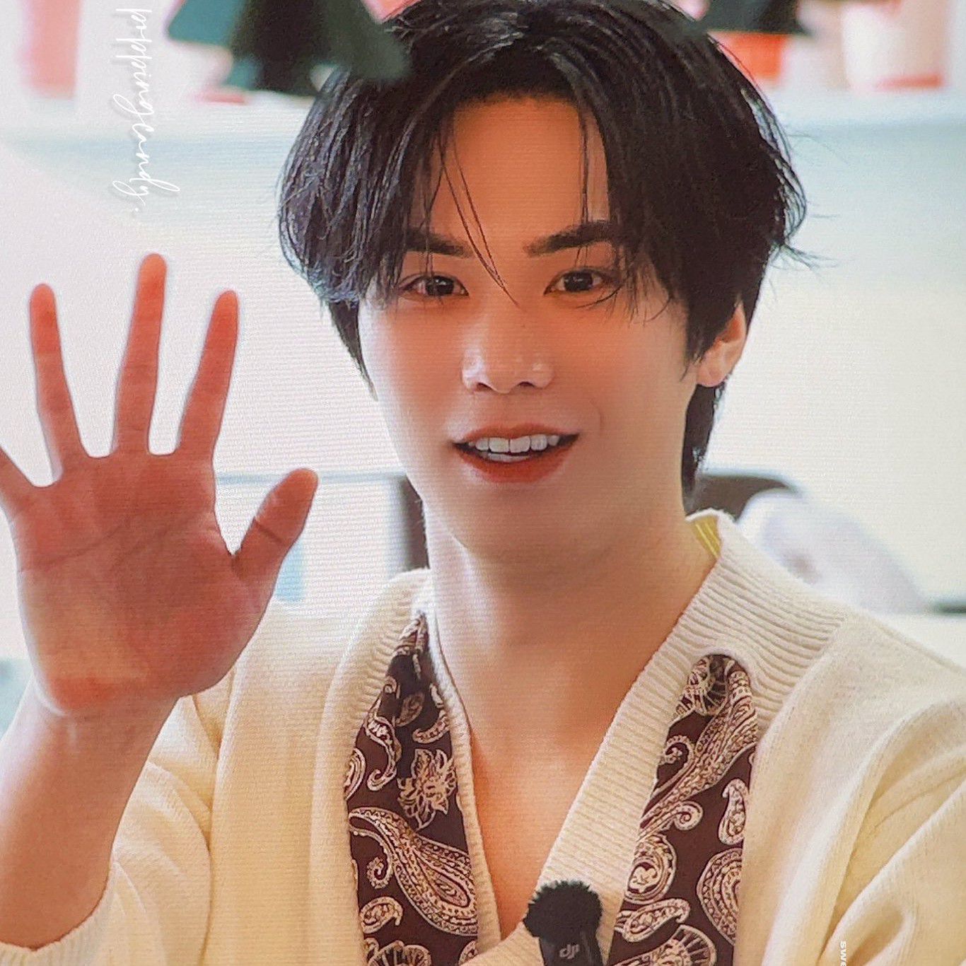 A moment captured by Rocky's fan