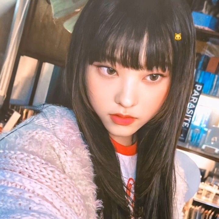 뉴진스의 비하인드 컷