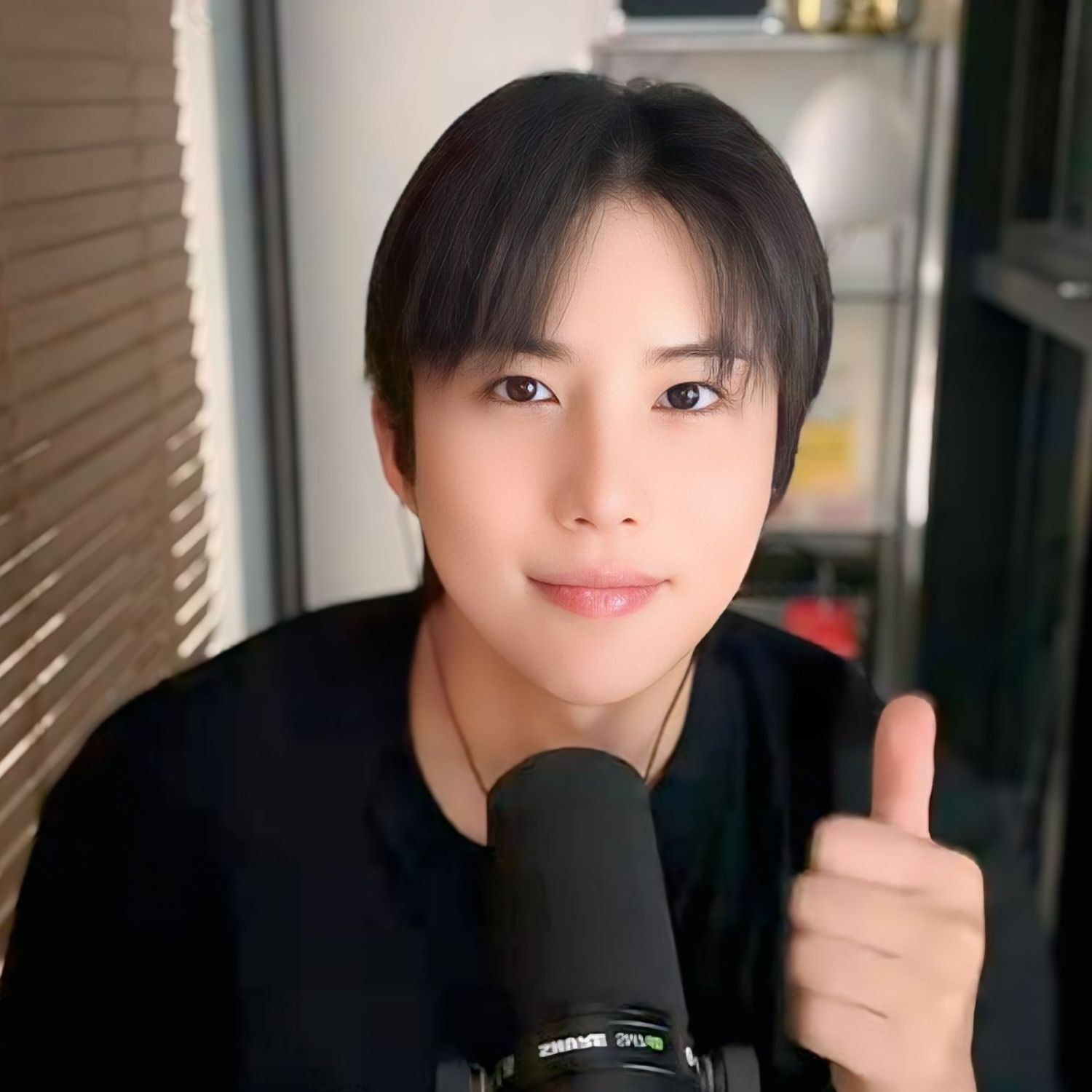 Behind-the-scenes cut of Wow (A.C.E)