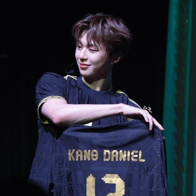 Recent activity shot of Kang Daniel