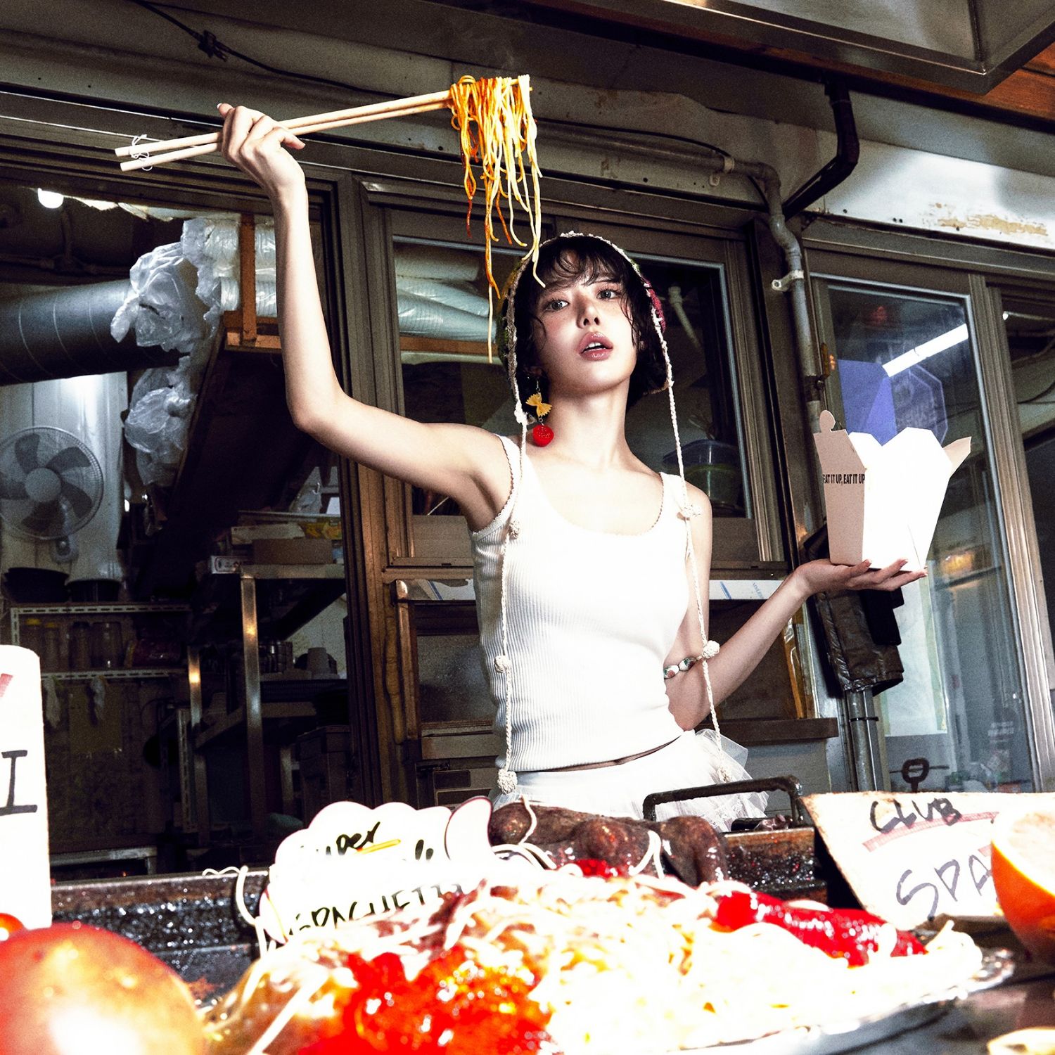 Latest photo of Sakura (LE SSERAFIM)