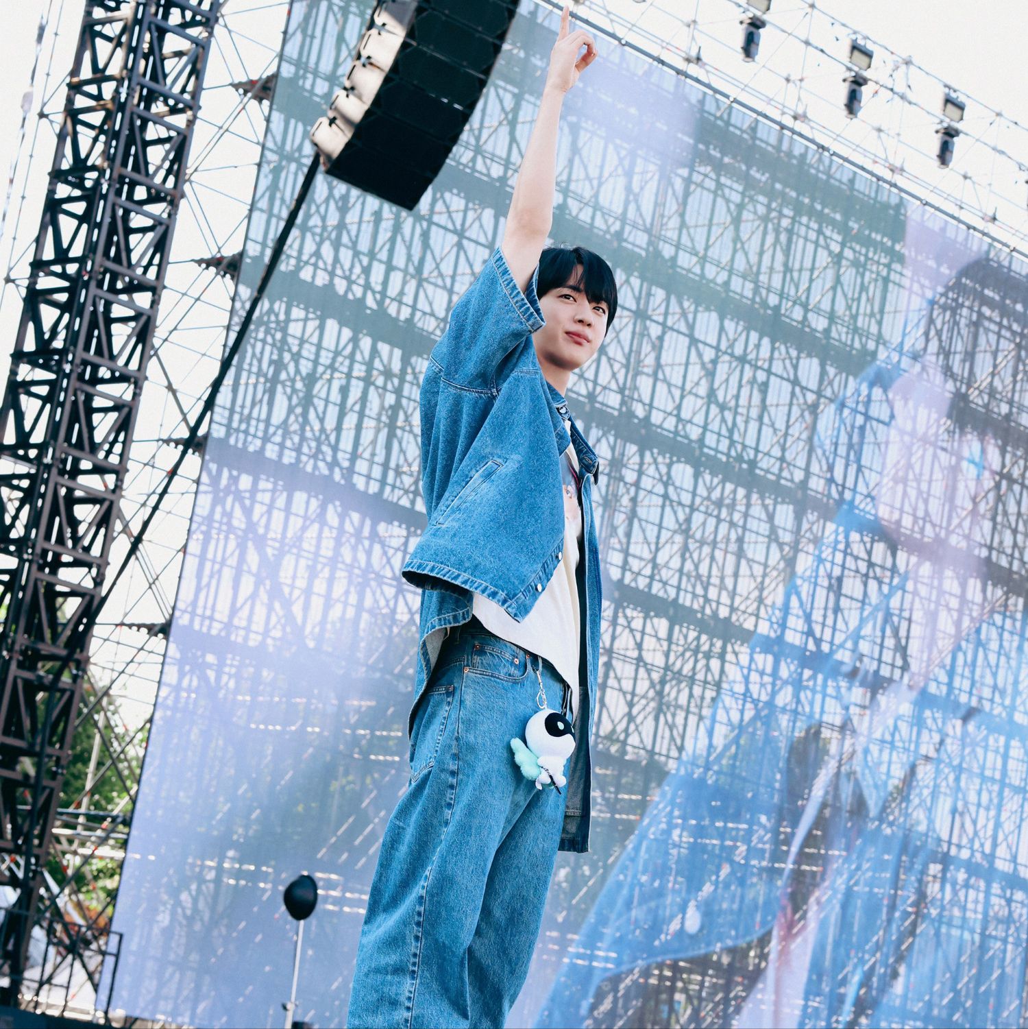 진 (방탄소년단) 최근 활동샷