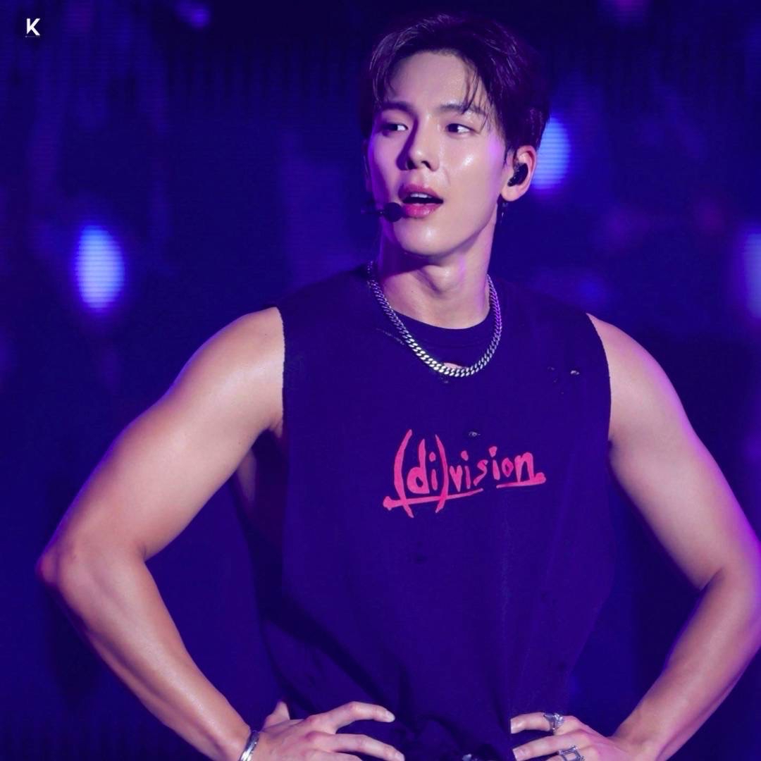 Shownu (MONSTA X)的最新照片