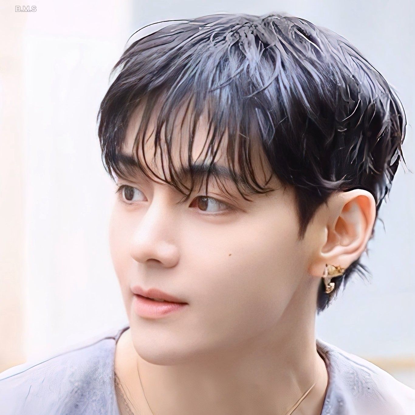 Latest photo of V (BTS)