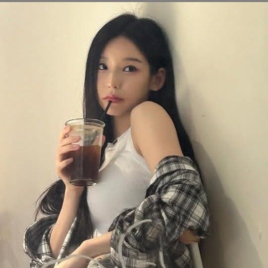 SECRET NUMBER의 비하인드 컷