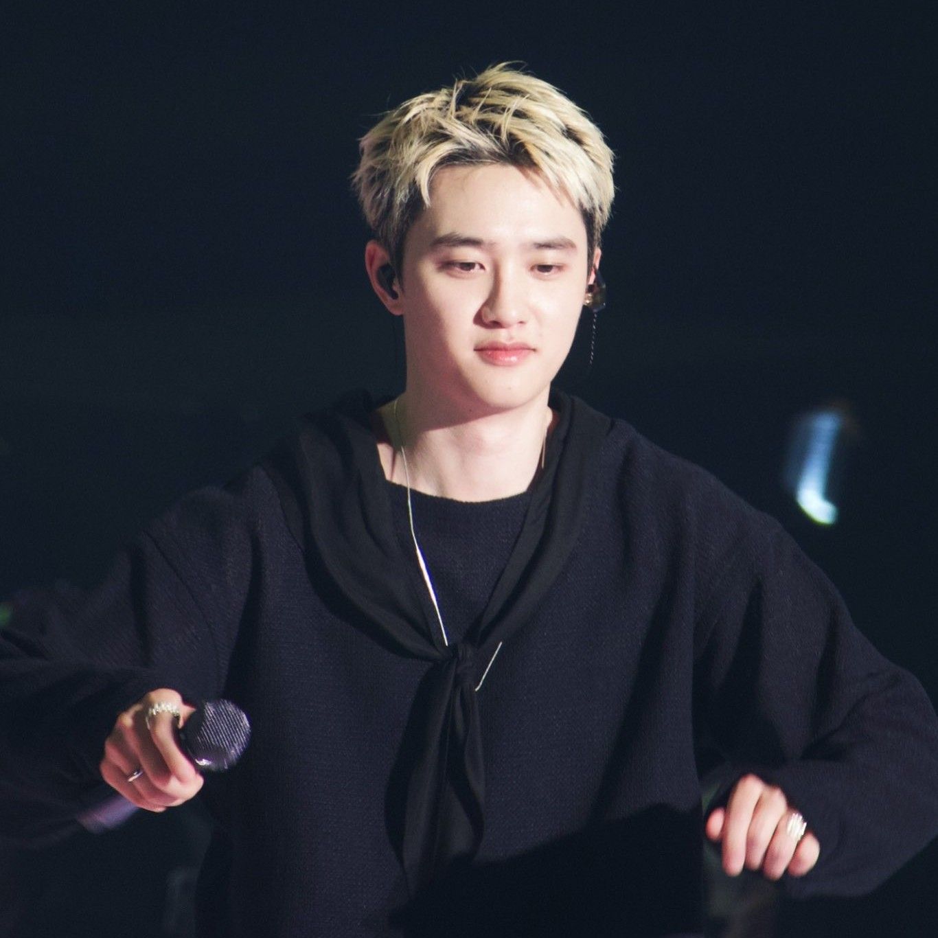 Potret di balik layar D.O. (EXO)
