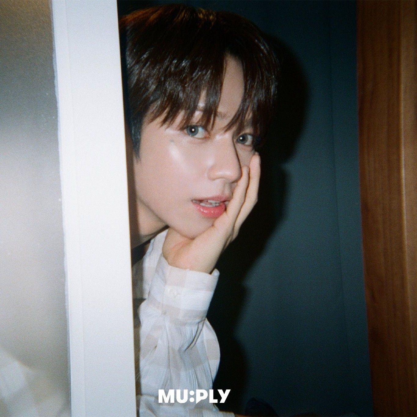 A moment captured by JL (AHOF)'s fan