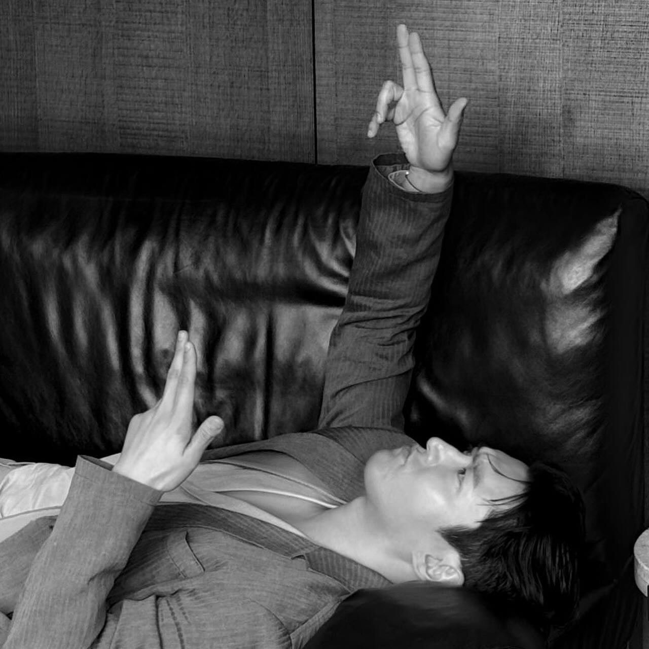 Behind-the-scenes cut of Siwon (Super Junior)