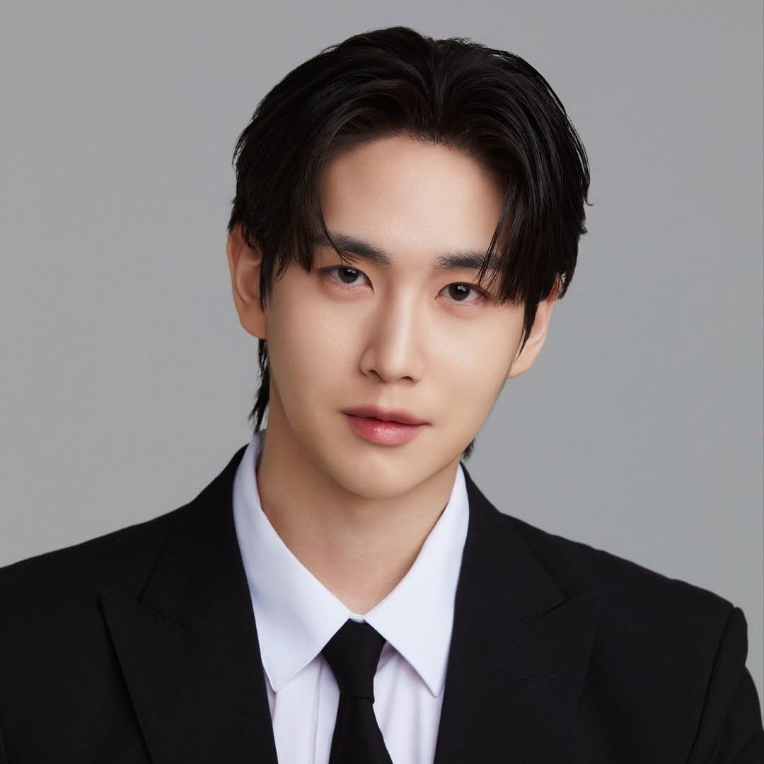 Latest photo of Shinwon (PENTAGON)