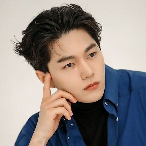 Behind-the-scenes cut of L (INFINITE)