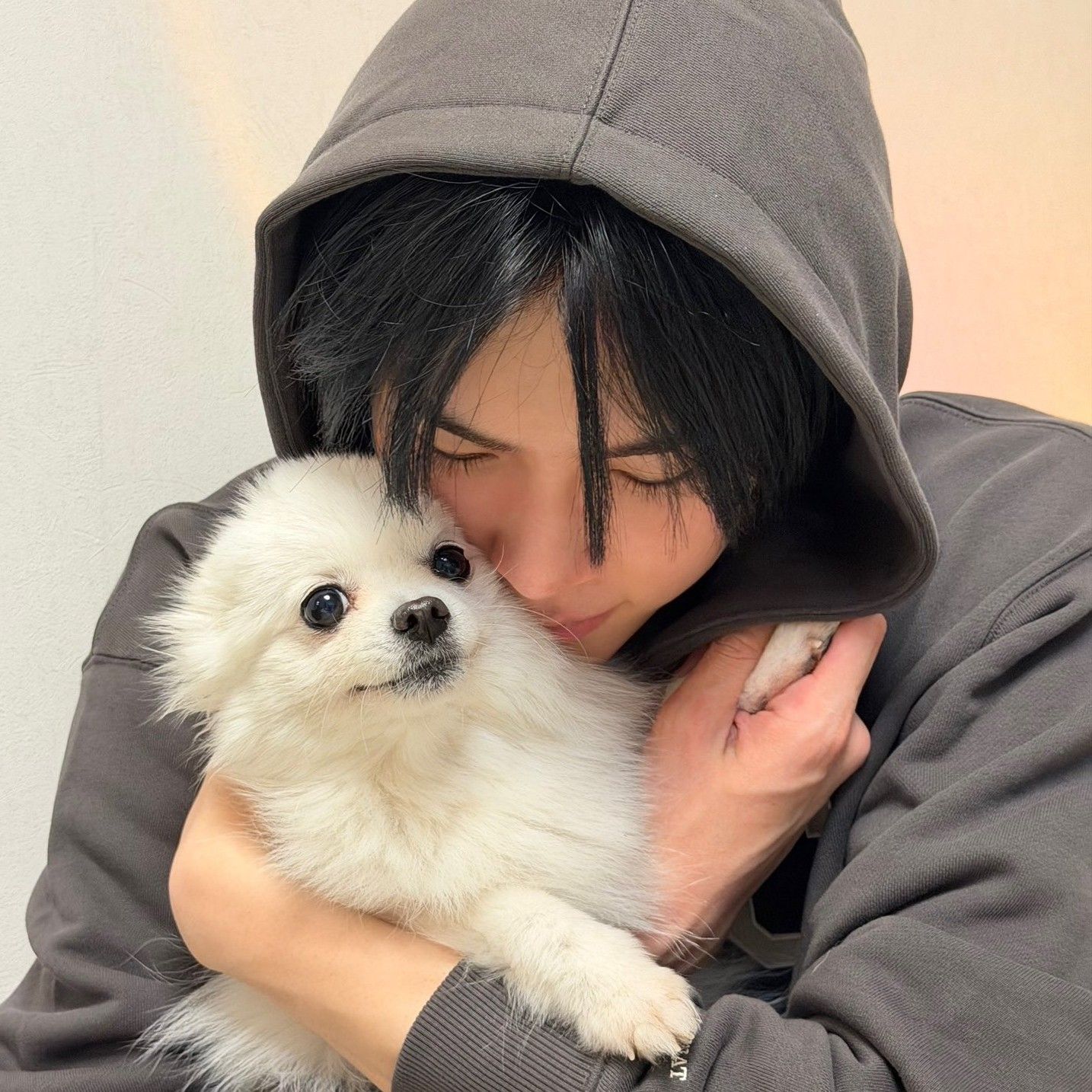 Foto terbaru Sung Hanbin (ZEROBASEONE)