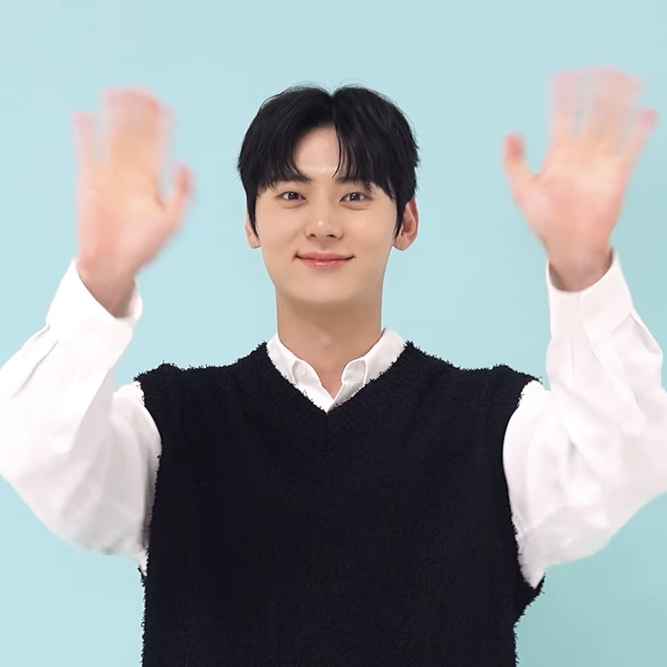 Behind-the-scenes cut of Hwang Minhyun