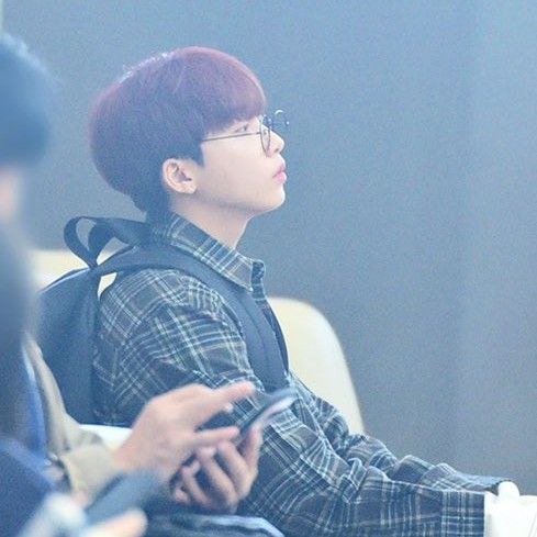 A moment captured by Jeong Sewoon's fan