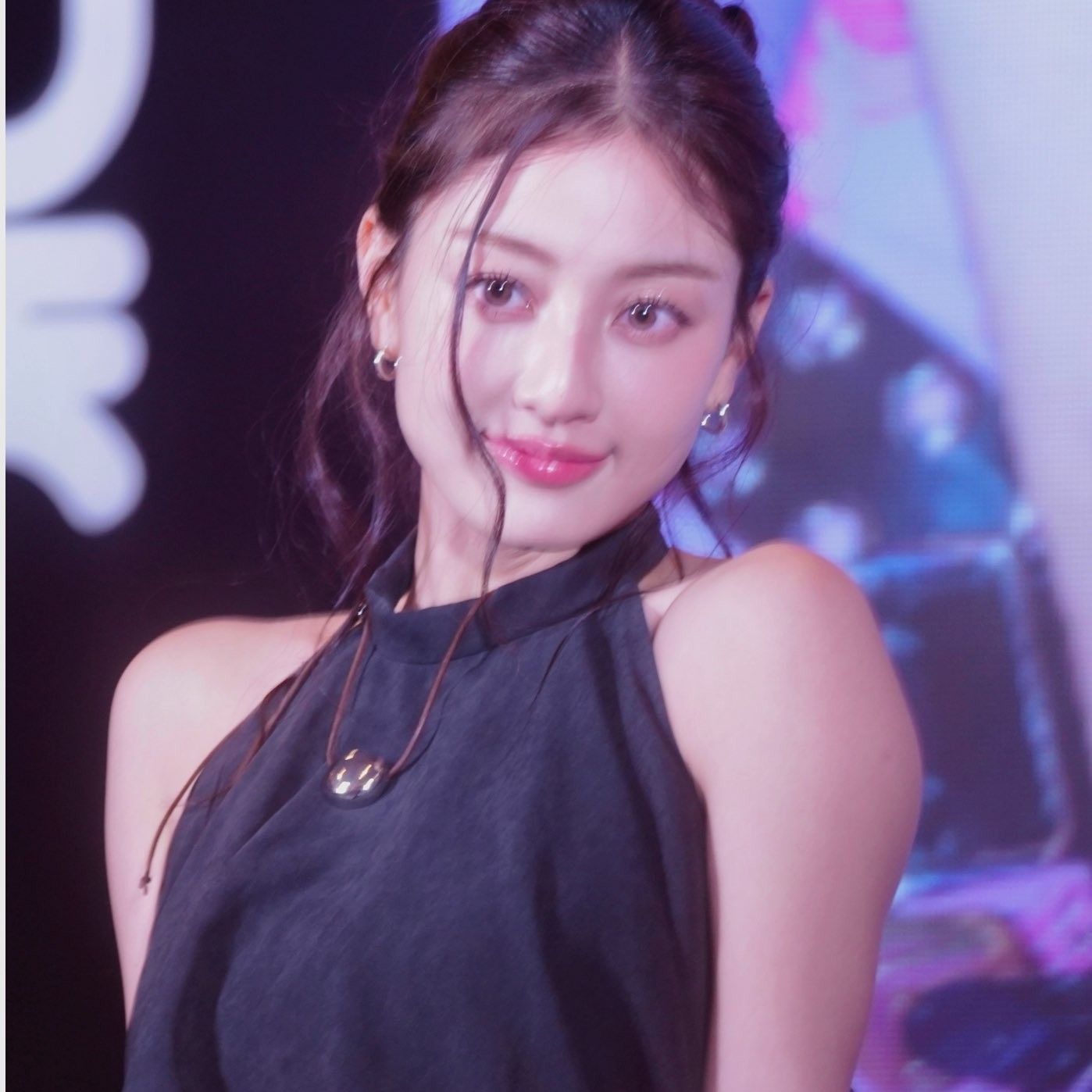 志效 (TWICE)的最新活動照片