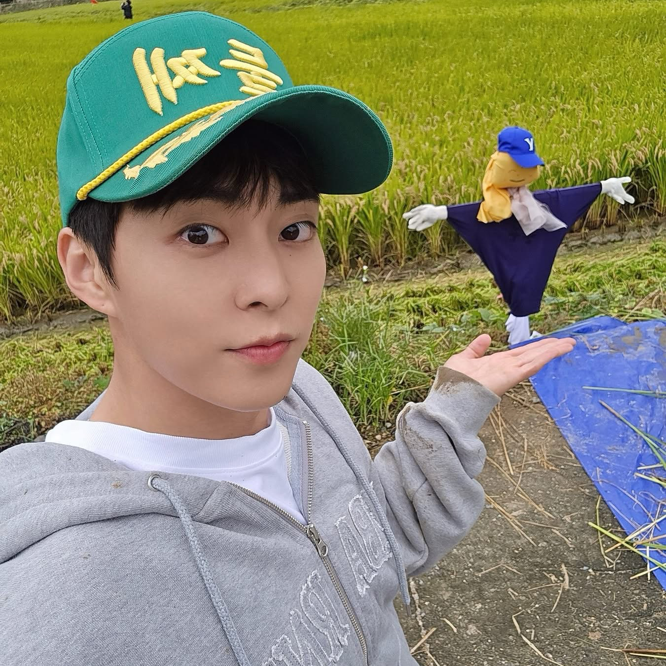 Behind-the-scenes cut of Xiumin (EXO)