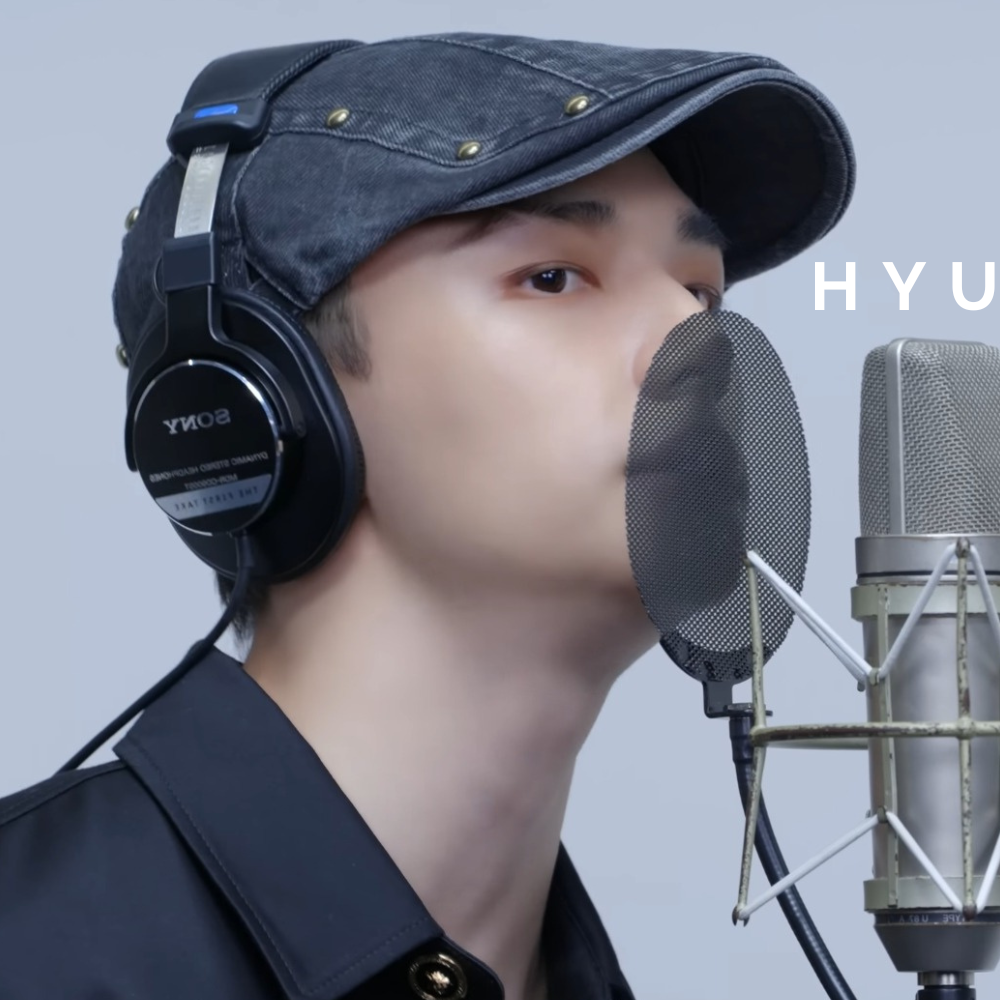 A moment captured by Hyunjin (Stray Kids)'s fan