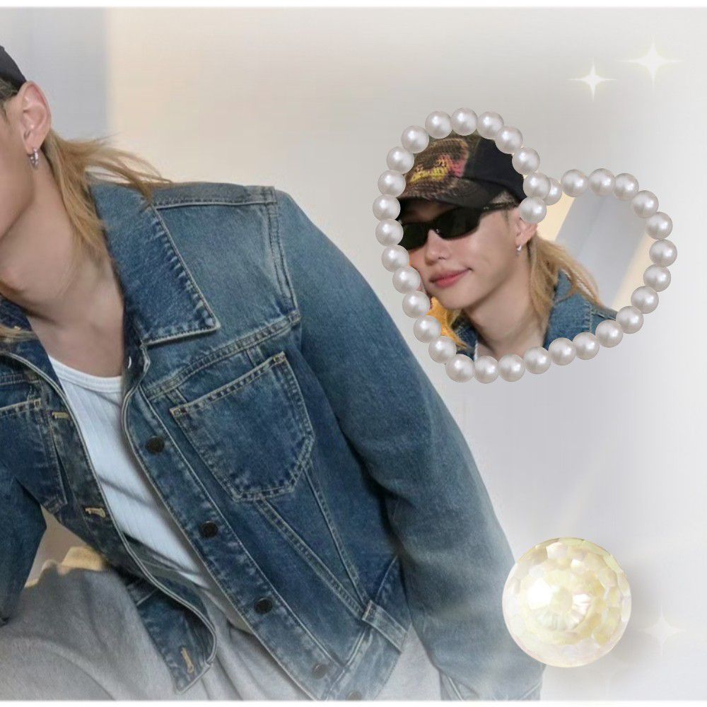 A moment captured by Felix (Stray Kids)'s fan