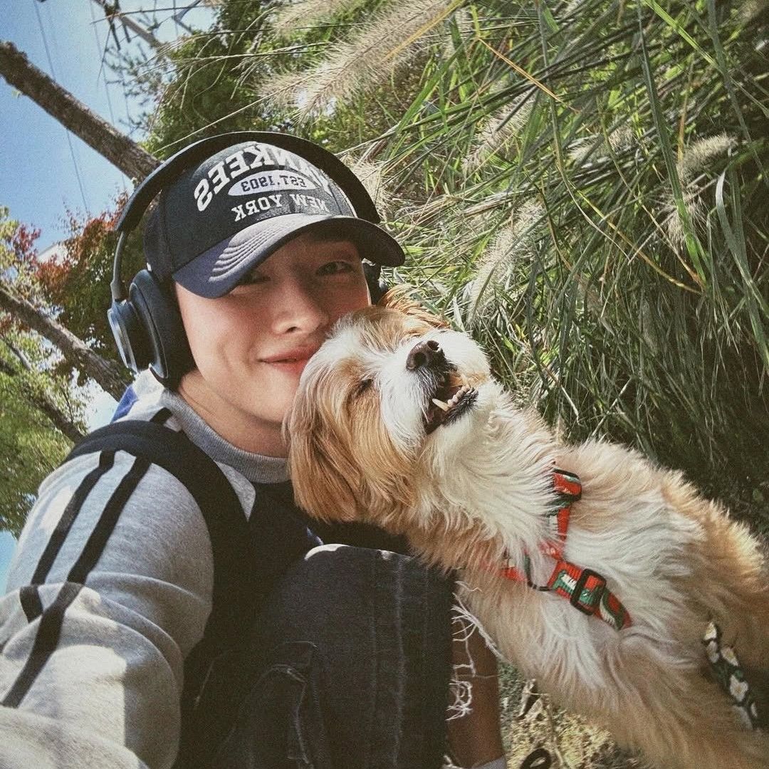 Latest photo of Yoon Jisung