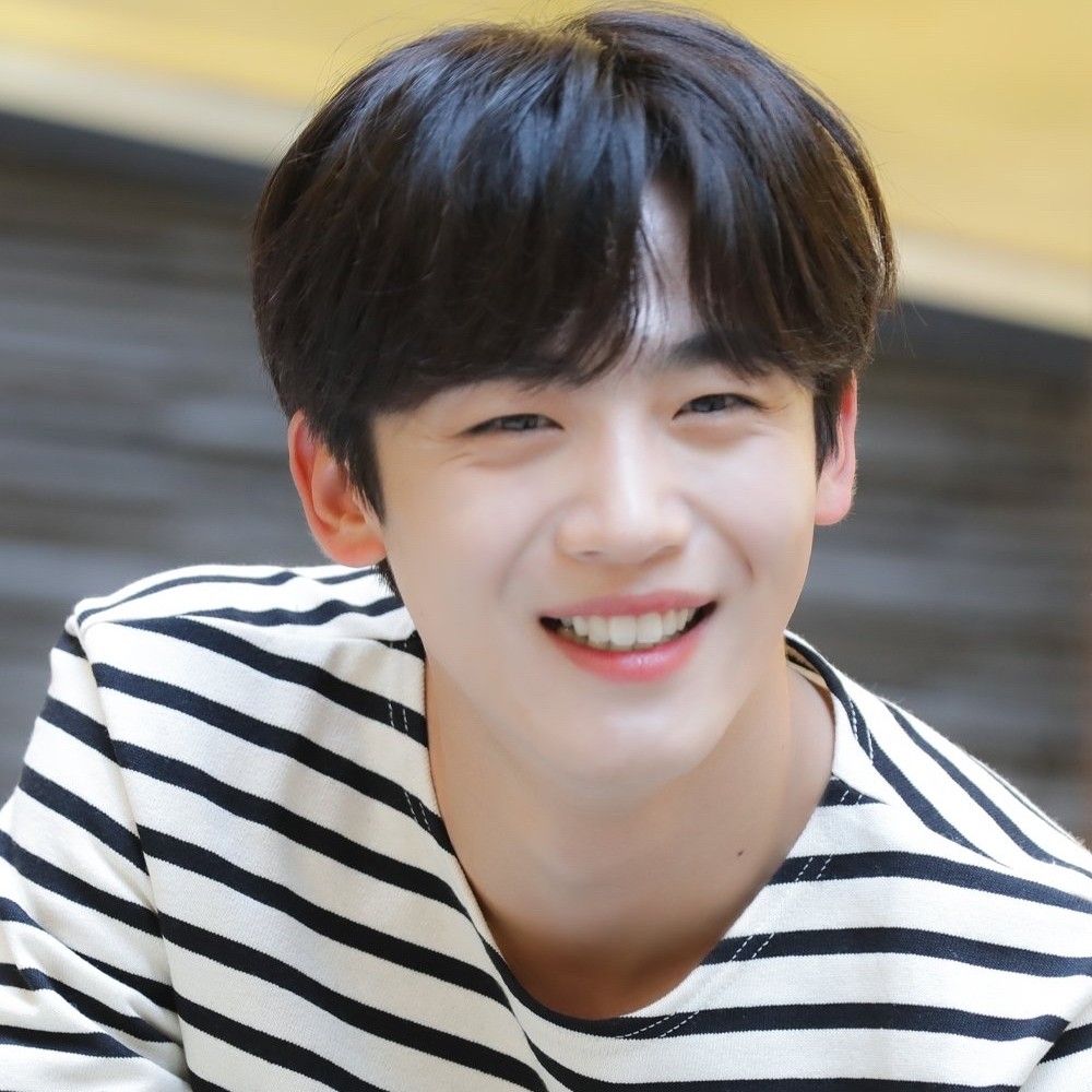 Behind-the-scenes cut of Kim Yohan (WEi)