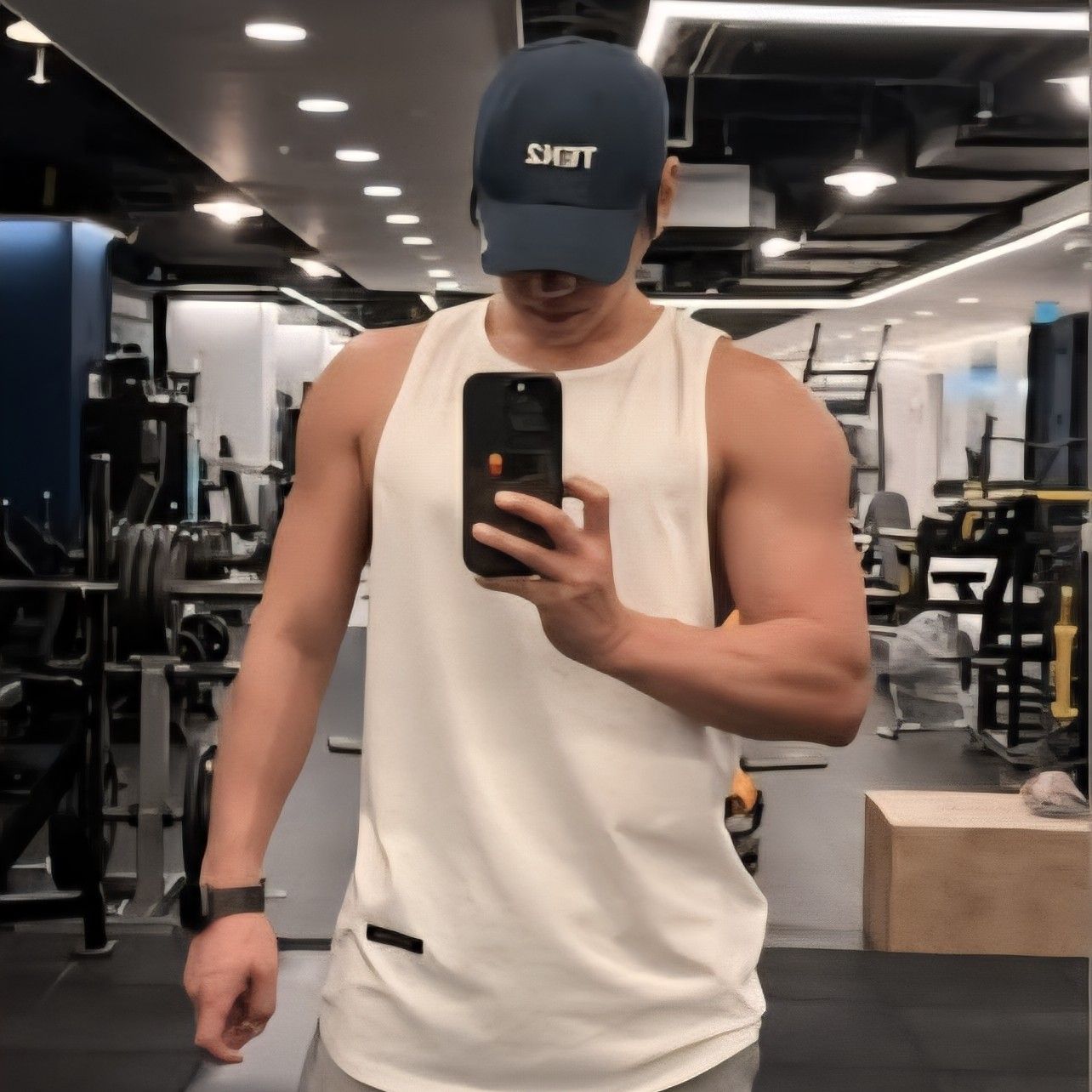 Foto aktivitas terbaru Hwang Chiyeol