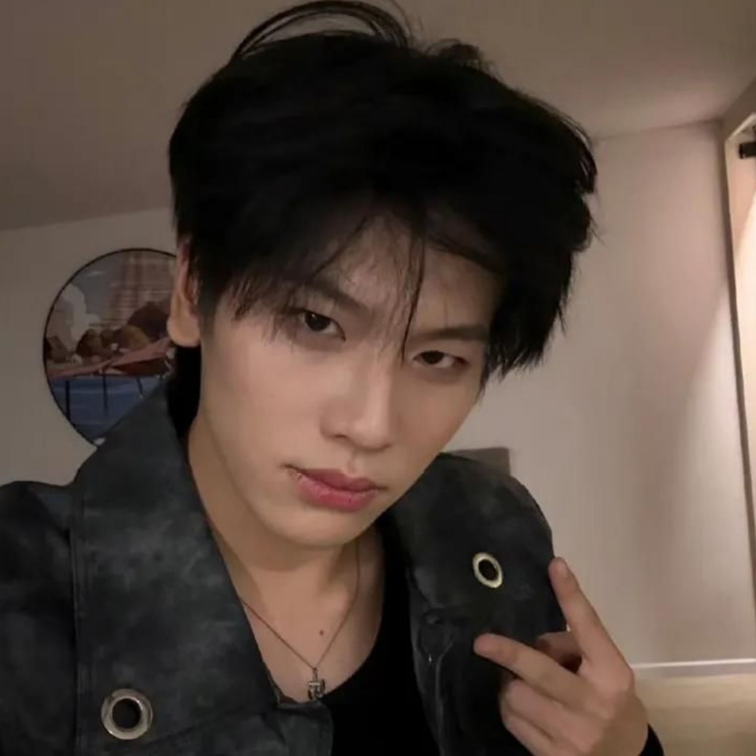 A moment captured by Shen (NexT1DE)'s fan