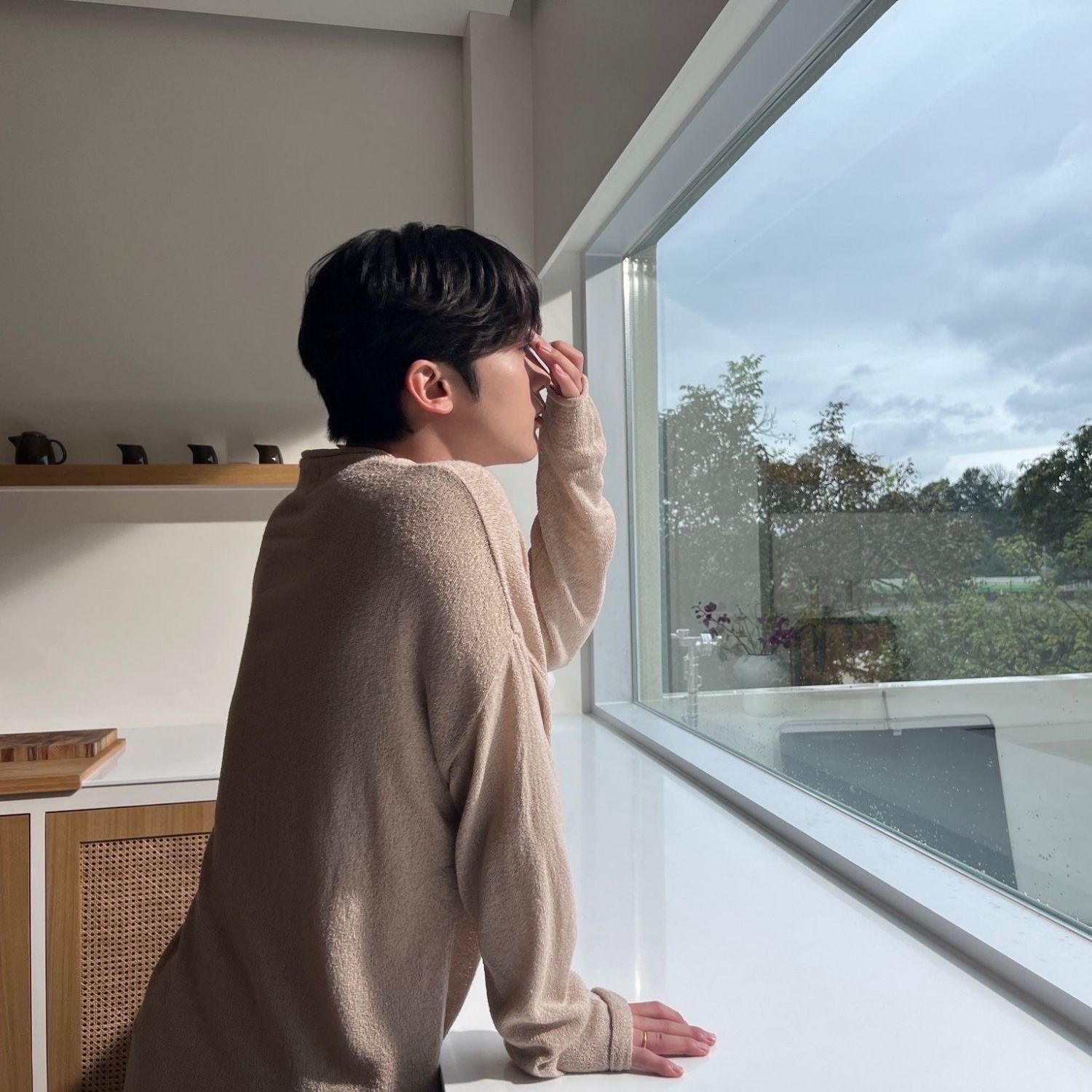 Behind-the-scenes cut of Kim Yohan (WEi)