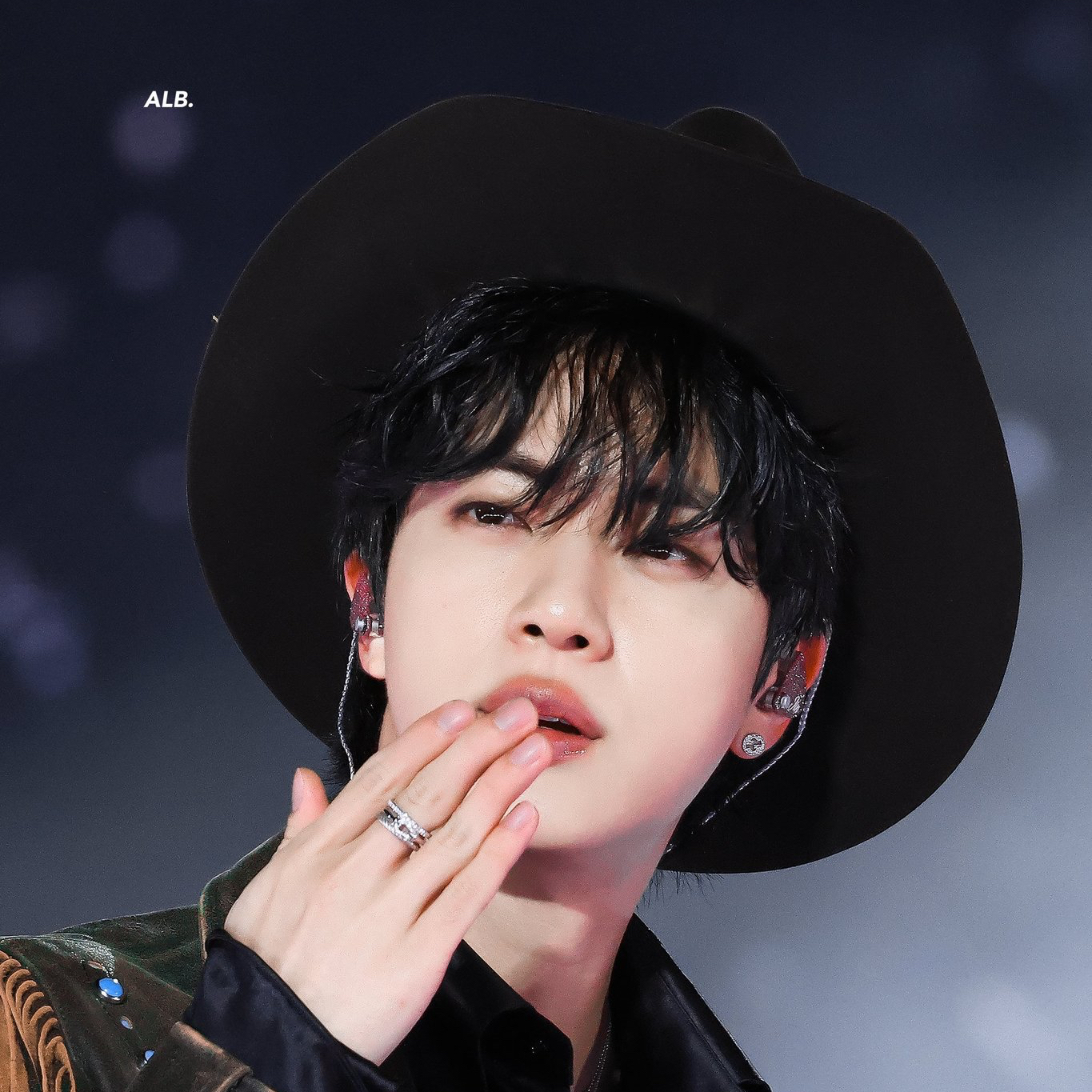 진 (방탄소년단)의 최신 사진