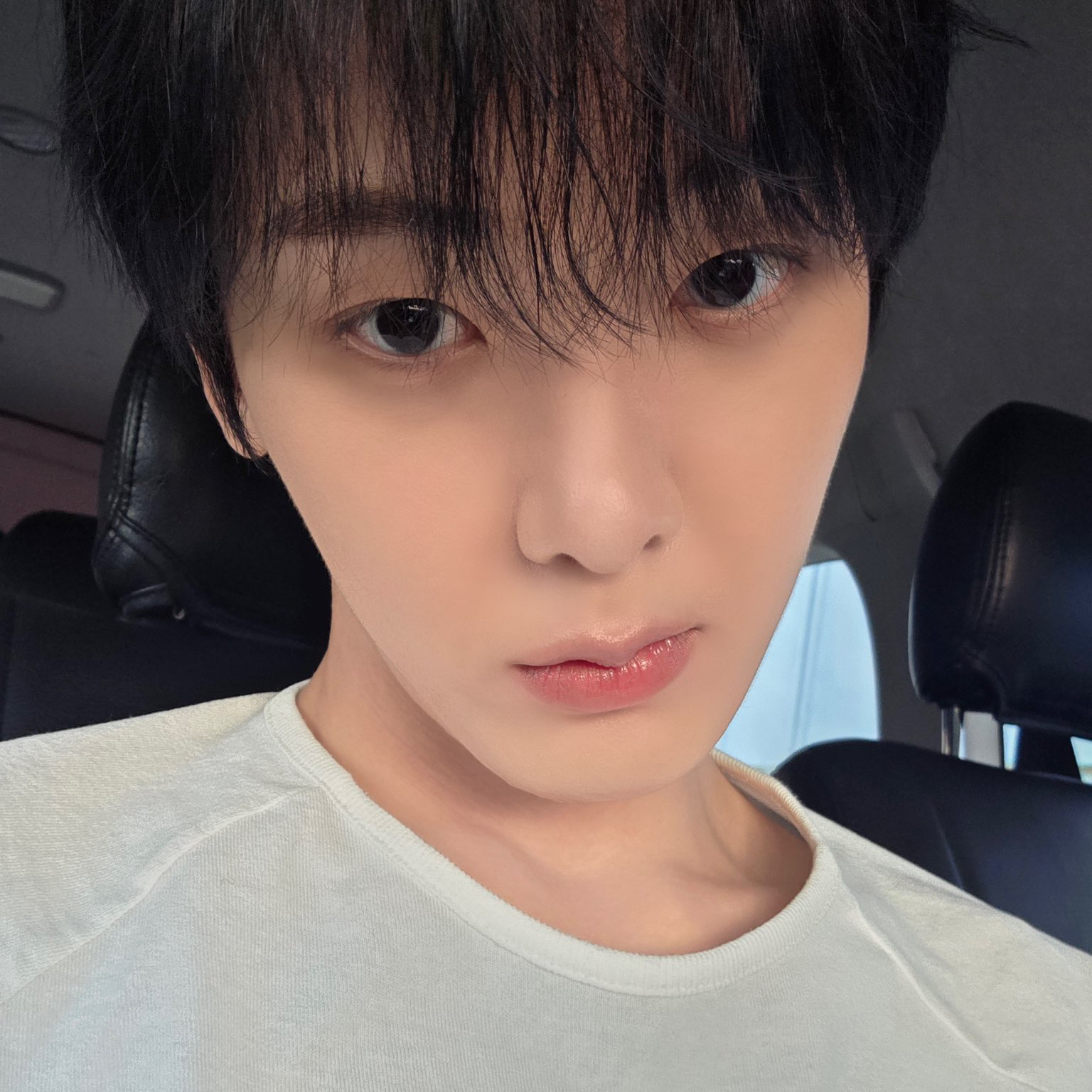 尹產賀 (ASTRO)的最新活動照片